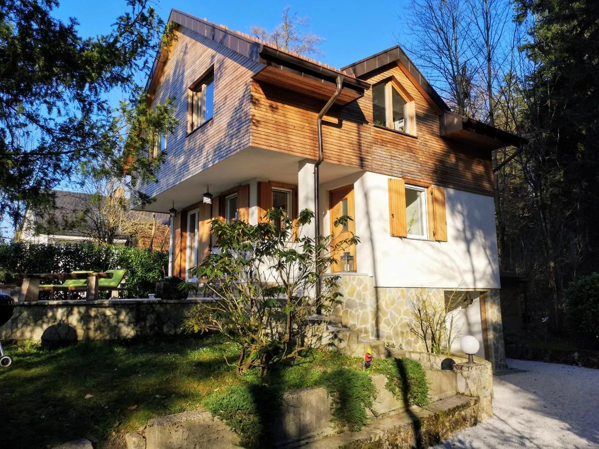 Zbilje Lake House Vikendica